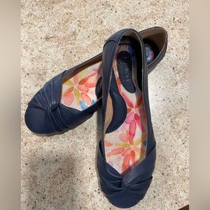 Born Women’s Flats